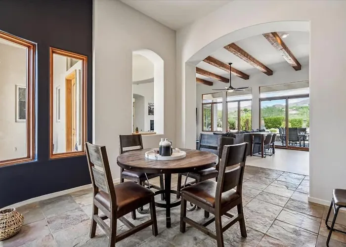 Sunrise Retreat - Backyard Oasis - Beautiful Views Scottsdale