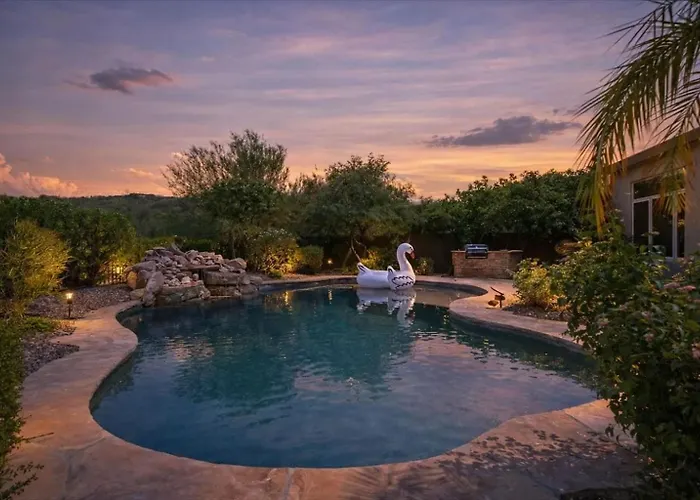 Sunrise Retreat - Backyard Oasis - Beautiful Views Scottsdale